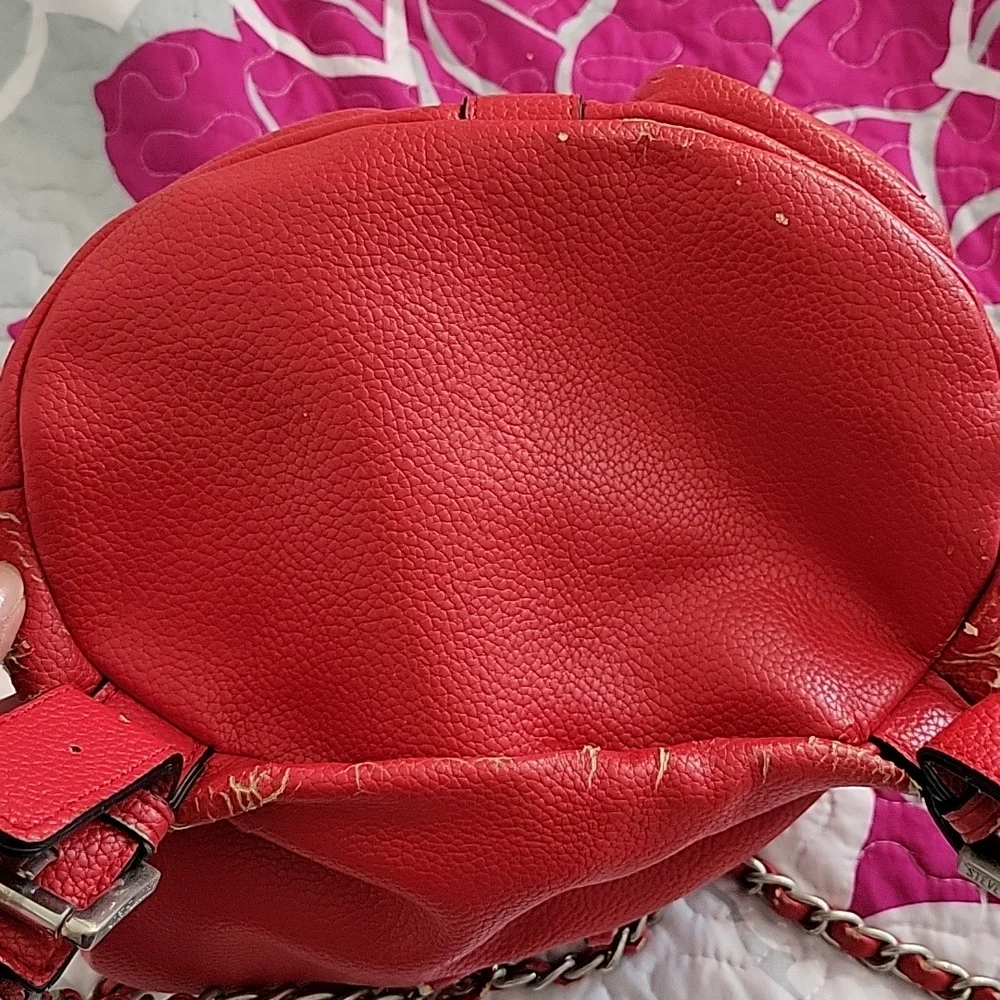 Backpack - Picture 3 of 4